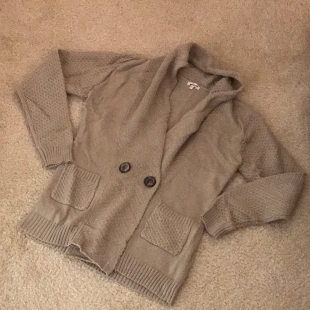 LA MADE 100% Cotton Cardigan Sweater. Size Medium